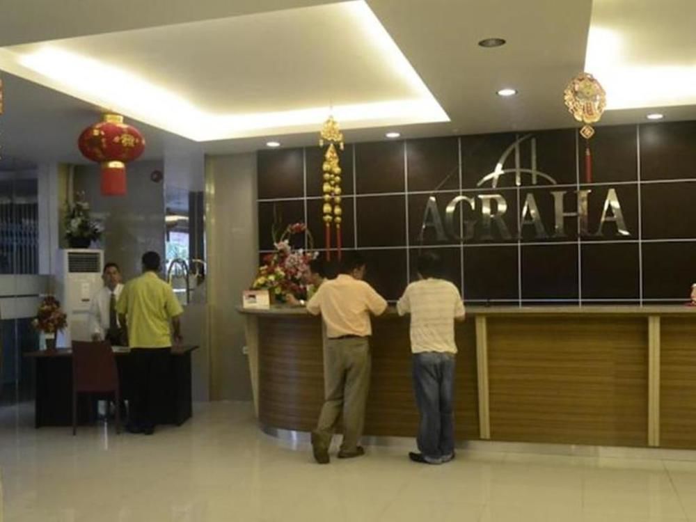Agraha Andalas Hotel Макасар Экстерьер фото