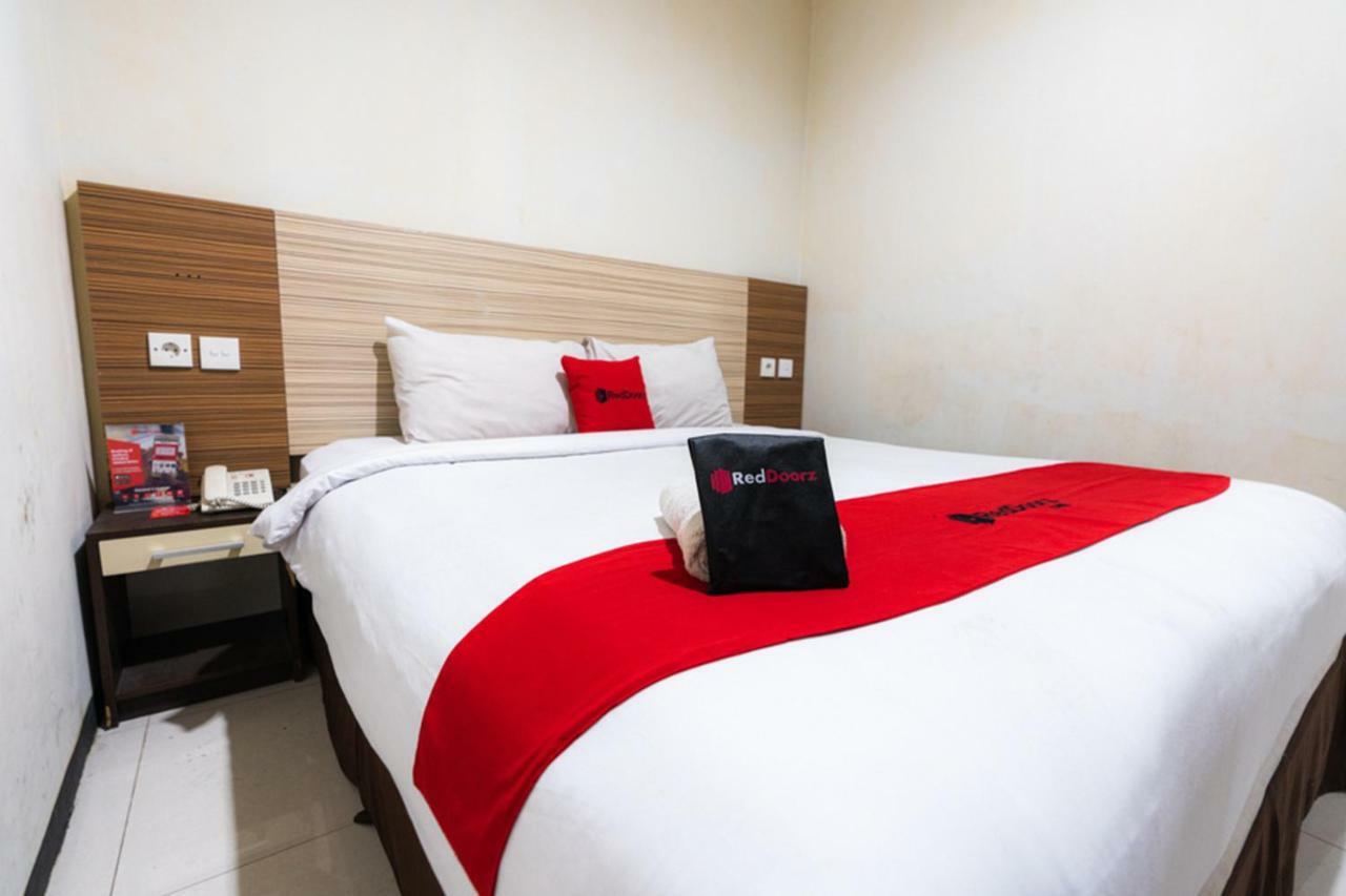 Agraha Andalas Hotel Макасар Экстерьер фото