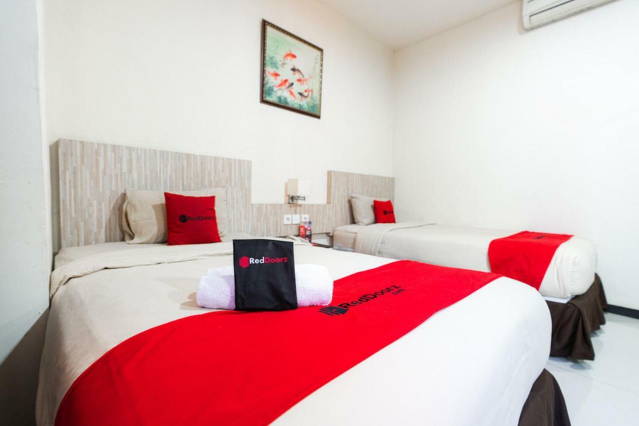 Agraha Andalas Hotel Макасар Экстерьер фото