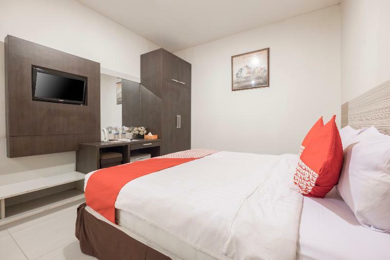 Agraha Andalas Hotel Макасар Экстерьер фото